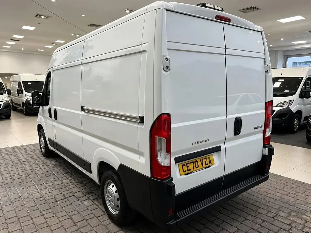 Used Peugeot Boxer S 2020 White Van