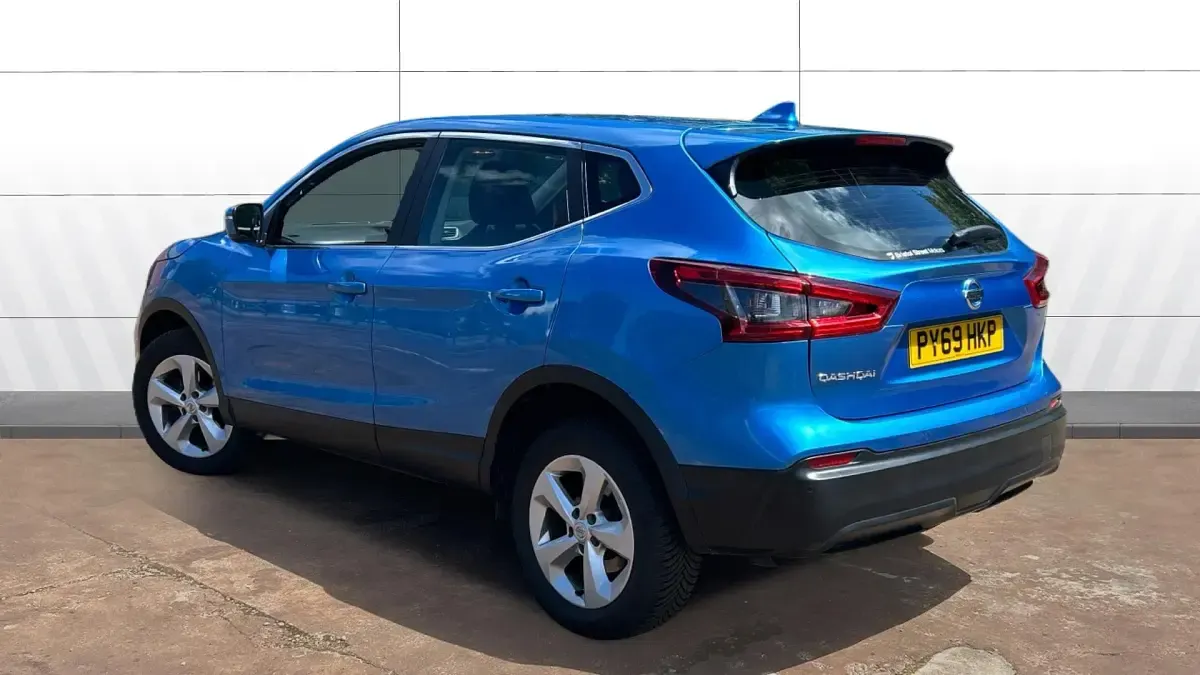 Used Nissan Qashqai Acenta Premium 160 HP (117 kW) 2019 Blue SUV