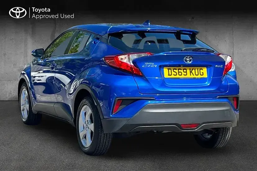 Used Toyota C-HR 122 HP (89 kW) 2019 Blue SUV
