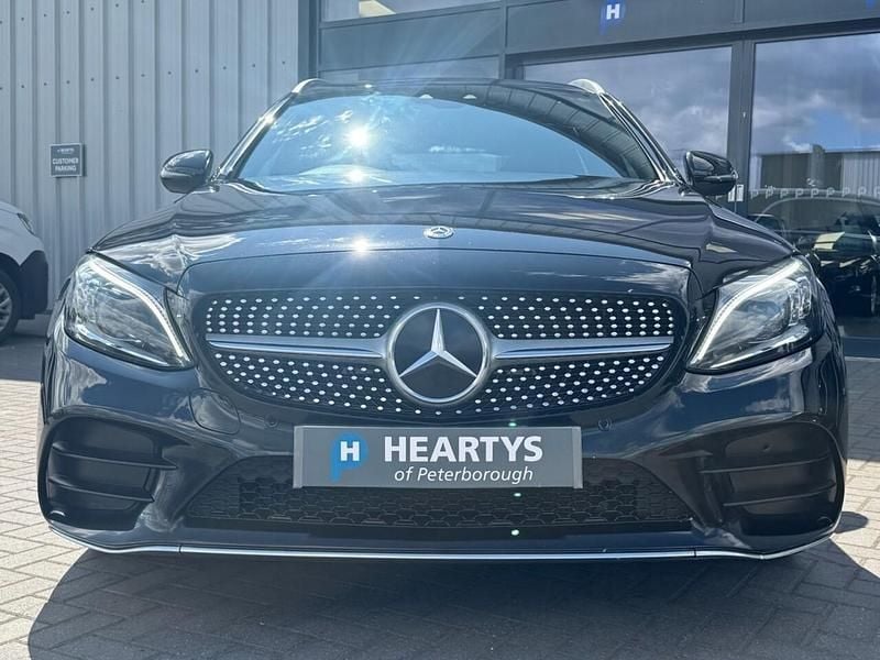 Used Mercedes C300 AMG Line Premium 258 HP (189 kW) 2019 Black Estate