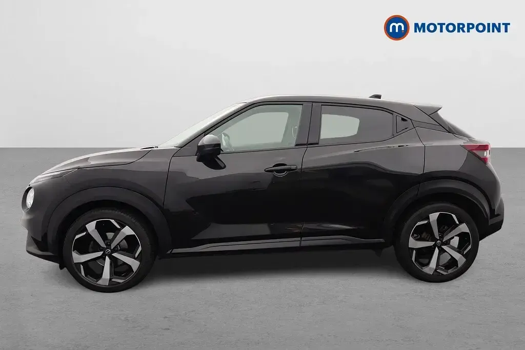 Used Nissan Juke Tekna 2023 Black SUV