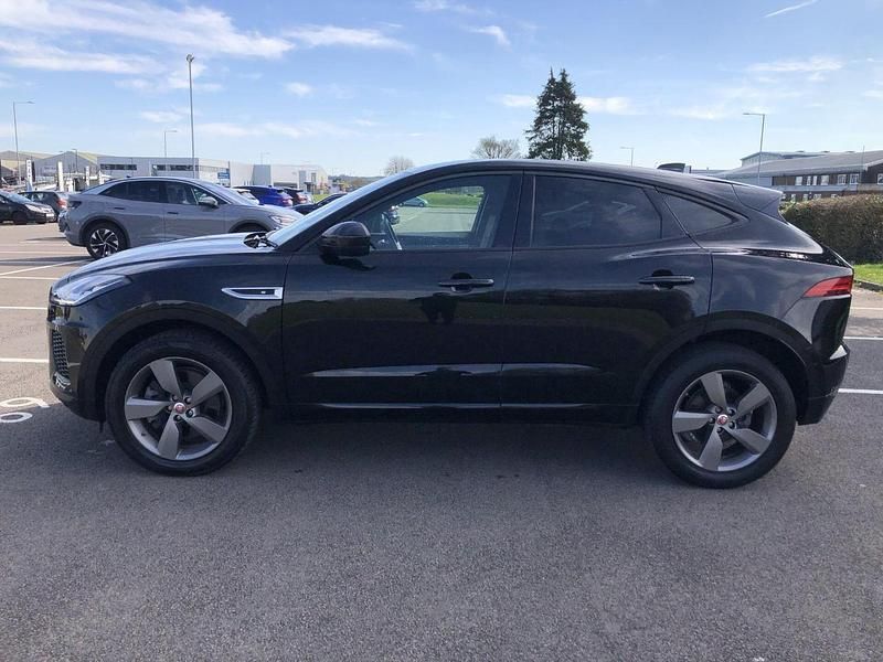 Begagnad Jaguar E-Pace R-Dynamic 197 HK (144 kW) 2018 Svart SUV