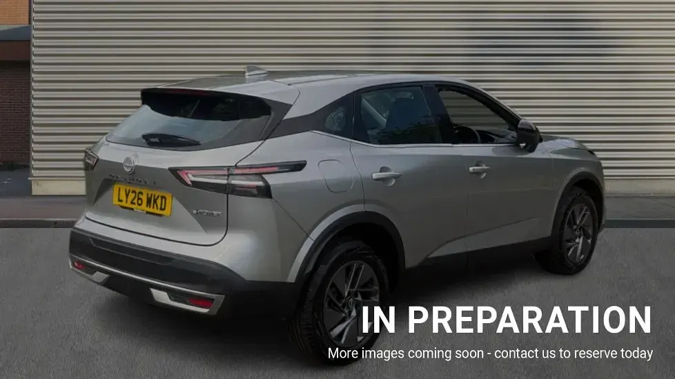New Nissan Qashqai Acenta 190 HP (139 kW) 2026 Blade silver SUV