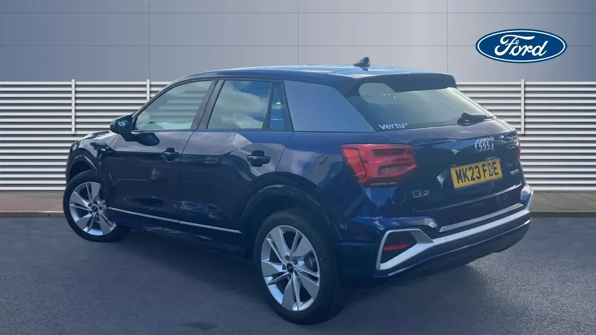 Used Audi Q2 Comfort 150 HP (110 kW) 2023 Blue SUV