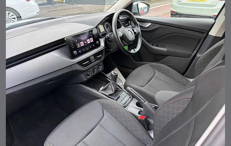 Used Skoda Kamiq SE 109 HP (80 kW) 2022 Silver SUV