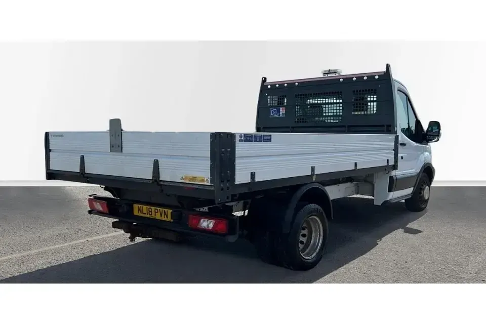 Usado Ford Transit 130 HP (95 kW) 2018 Branco Cabrios