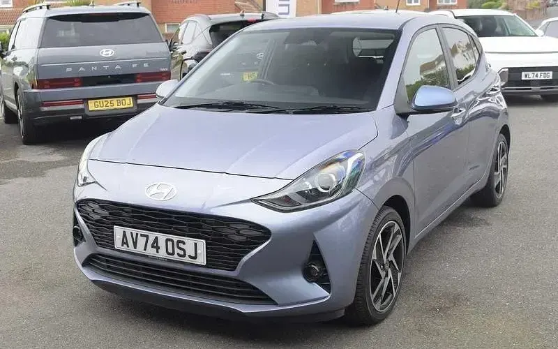 Used Hyundai i10 Premium 79 HP (58 kW) 2026 Hatchback