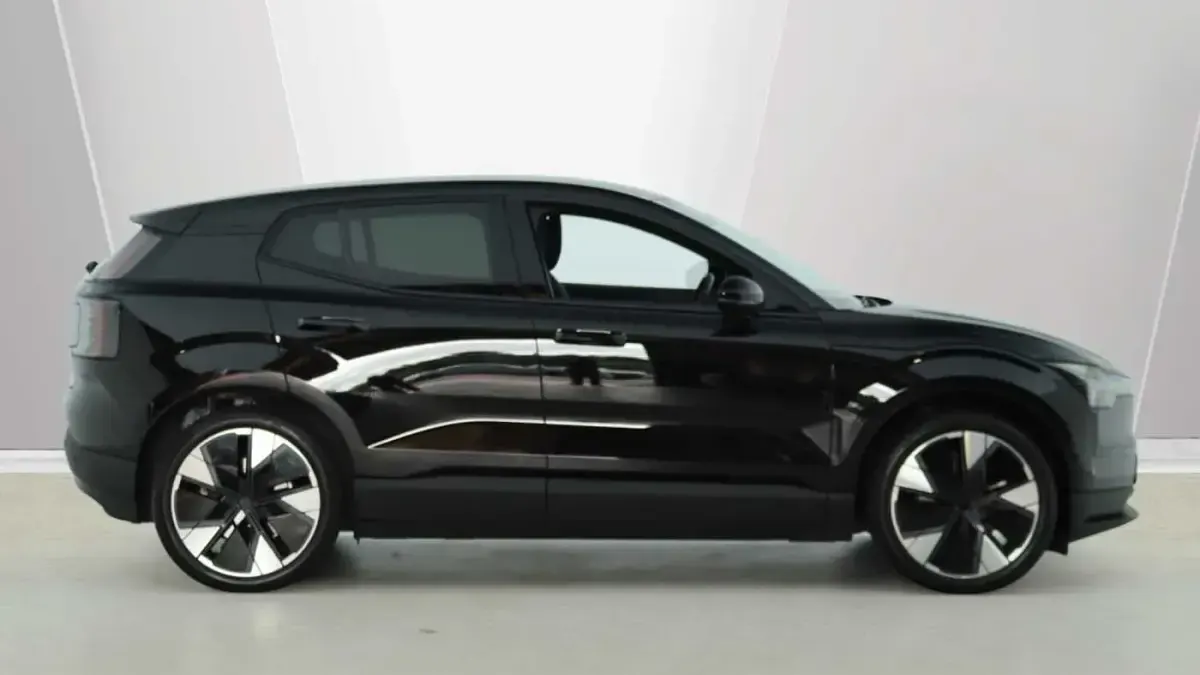 Used Volvo EX30 Ultra 200 kW (272 HP) 2025 SUV