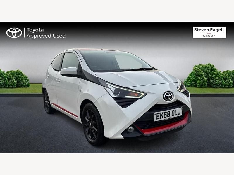 White Used 2018 Toyota Aygo x-press Hatchback | £8,104 (A bit pricey) - Image 1/3