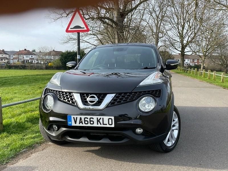 Used Nissan Juke N-Connecta 109 HP (80 kW) 2016 Black SUV