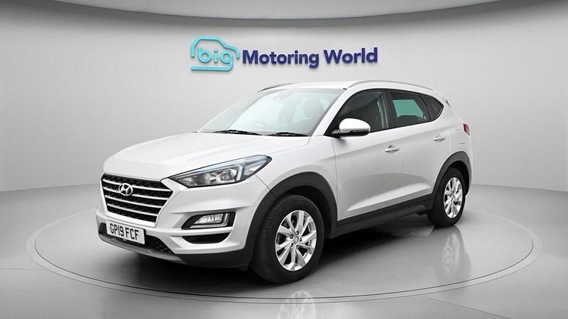 Used Hyundai Tucson SE 136 HP (100 kW) 2019 Silver SUV