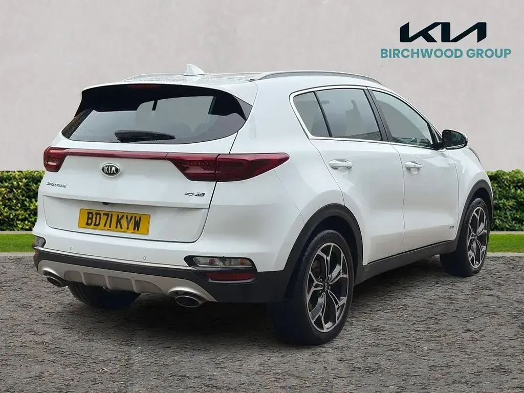 Used Kia Sportage GT-Line 136 HP (100 kW) 2022 White SUV