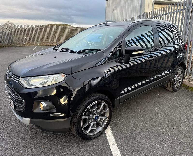 Used Ford T Titanium 2016 Black Hatchback