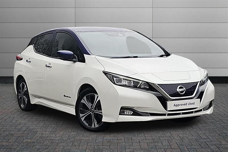 Used Nissan Leaf Tekna 110 kW (150 HP) 2020 White Hatchback