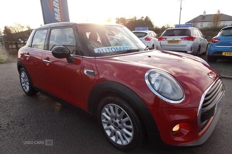Red Used 2016 Mini Cooper D Hatch Hatchback | £8,795 (Fair price) - Image 1/1