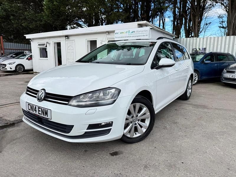 Used VW Golf VIII 105 HP (77 kW) 2025 White Estate