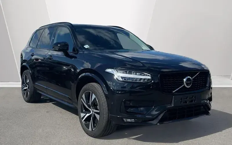 Used Volvo XC90 Plus 250 HP (183 kW) 2024 SUV
