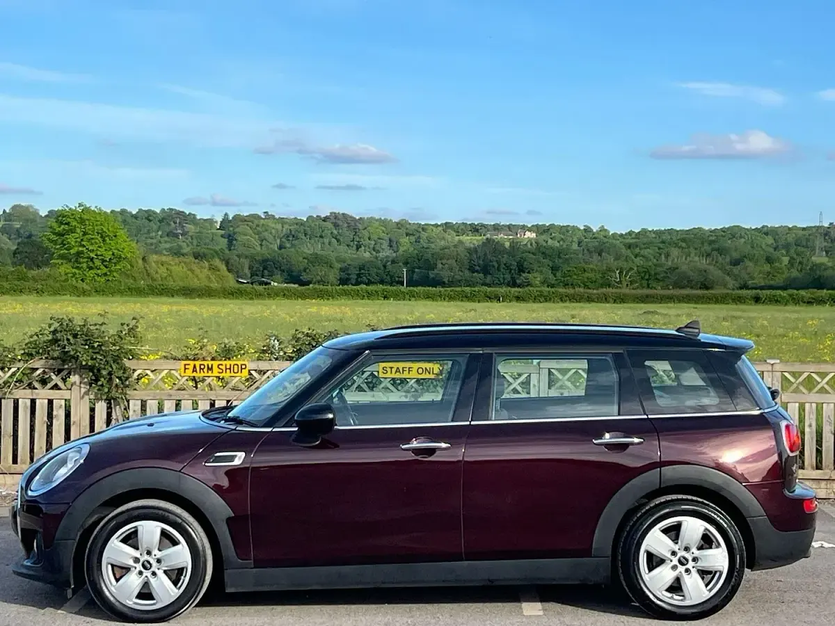 Used Mini Cooper Clubman 136 HP (100 kW) 2016 Maroon Estate