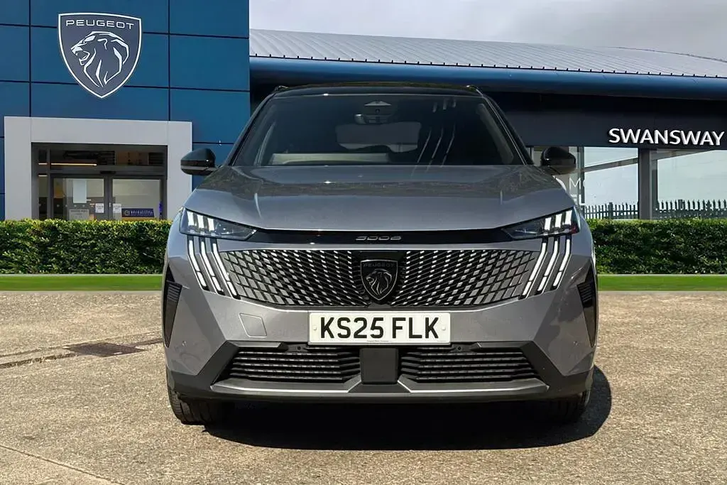 Used Peugeot 5008 GT 134 HP (98 kW) 2025 Grey SUV