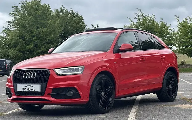 Begagnad Audi Q3 S-line plus 177 HK (130 kW) 2014 Röd SUV