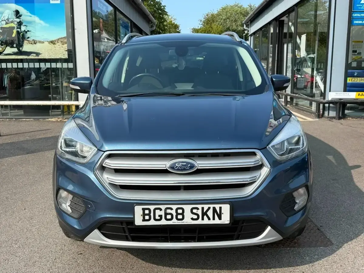 Used Ford Kuga Titanium 120 HP (88 kW) 2018 Blue SUV