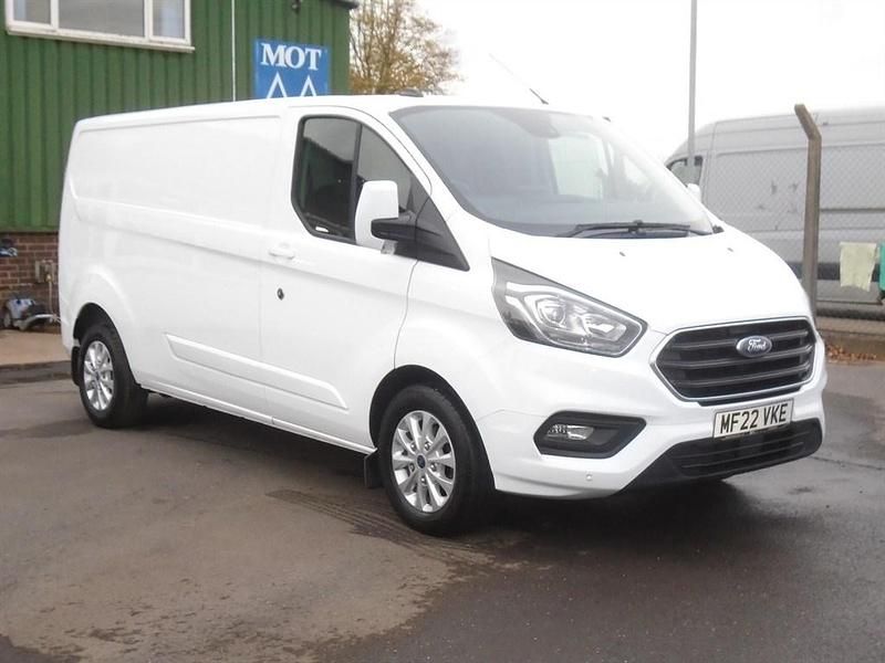 Used Ford Transit Custom Limited 130 HP (95 kW) 2022 White Van