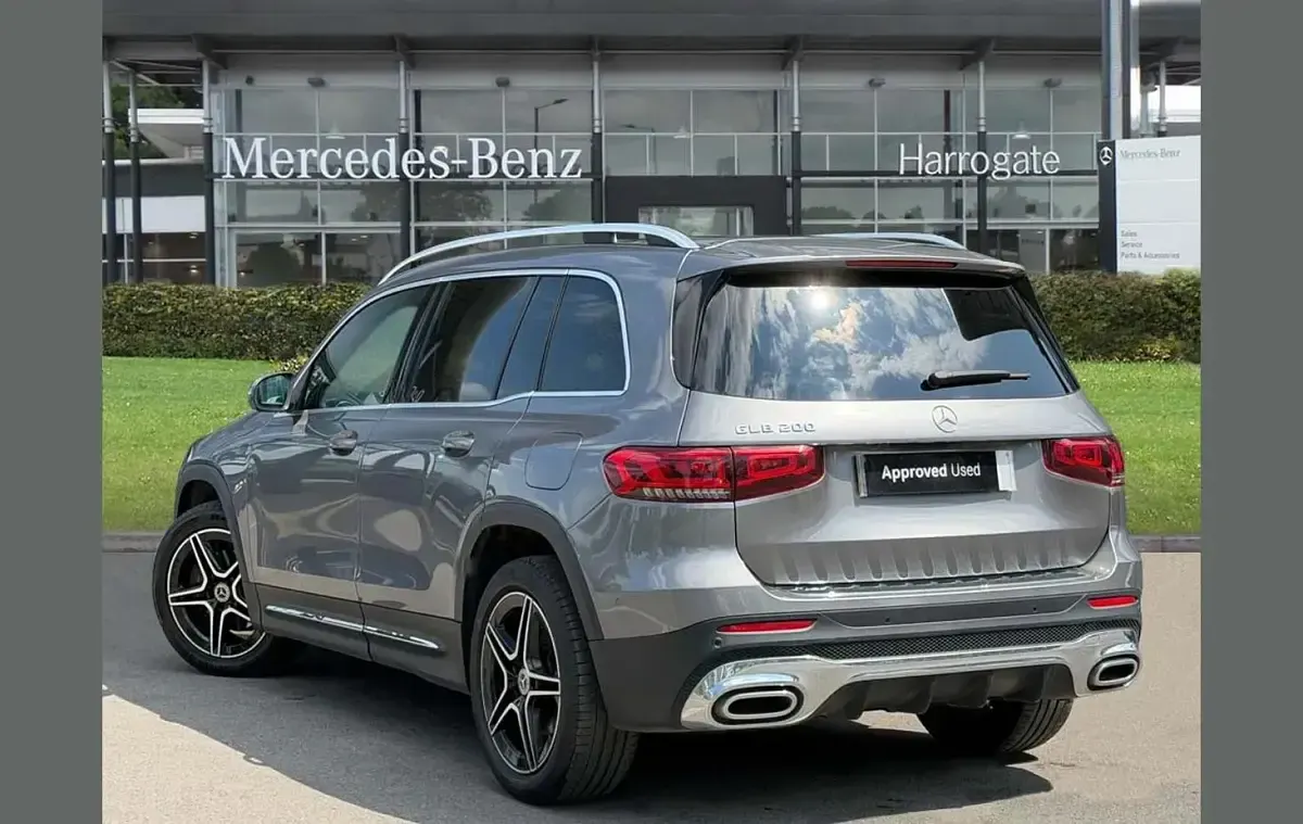 Used Mercedes GLB200 Executive 161 HP (118 kW) 2023 Grey SUV