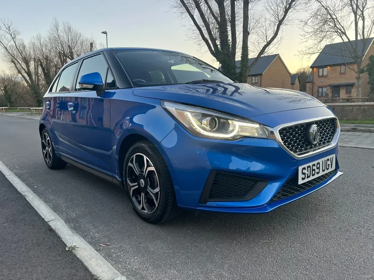 Used MG MG3 Excite 106 HP (77 kW) 2019 Blue Hatchback