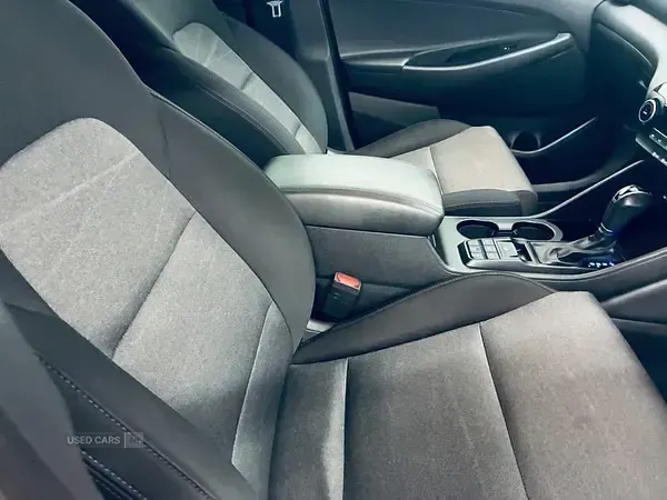 Used Hyundai Tucson SE 136 HP (100 kW) 2019 Silver SUV
