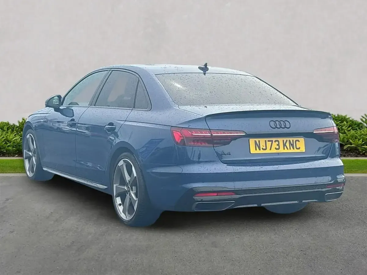 Used Audi A4 Black Edition 163 HP (119 kW) 2023 Blue