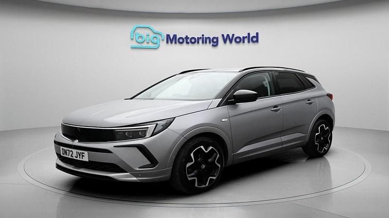 Used Vauxhall Grandland X Ultimate 130 HP (95 kW) 2022 Grey SUV