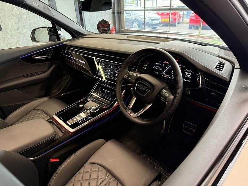 Used Audi SQ7 Black Edition 507 HP (372 kW) 2025 White SUV