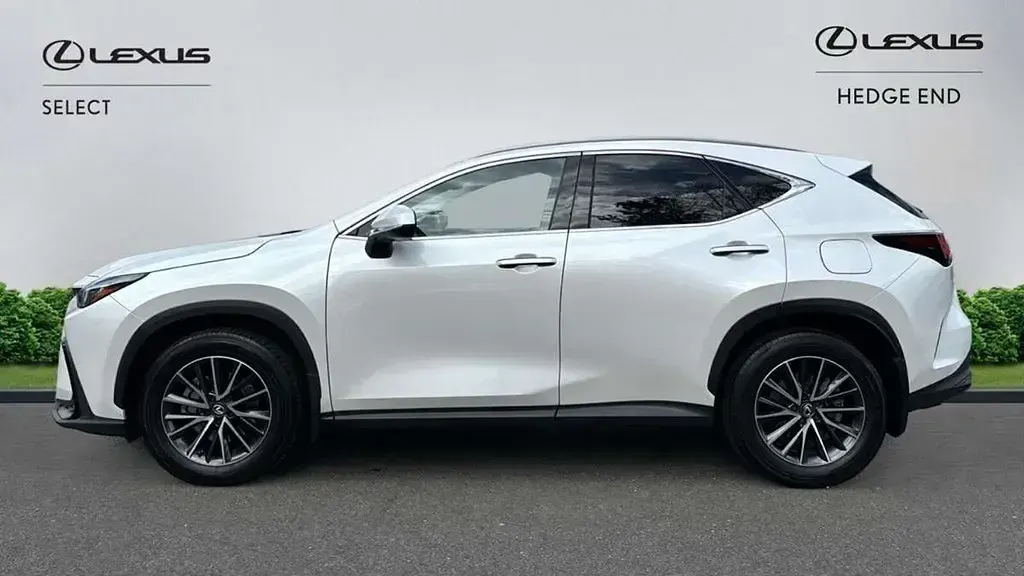 Used Lexus NX350h 239 HP (175 kW) 2023 White SUV
