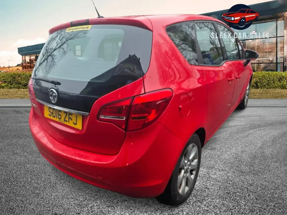 Used Vauxhall Meriva 98 HP (72 kW) 2016 Red MPV