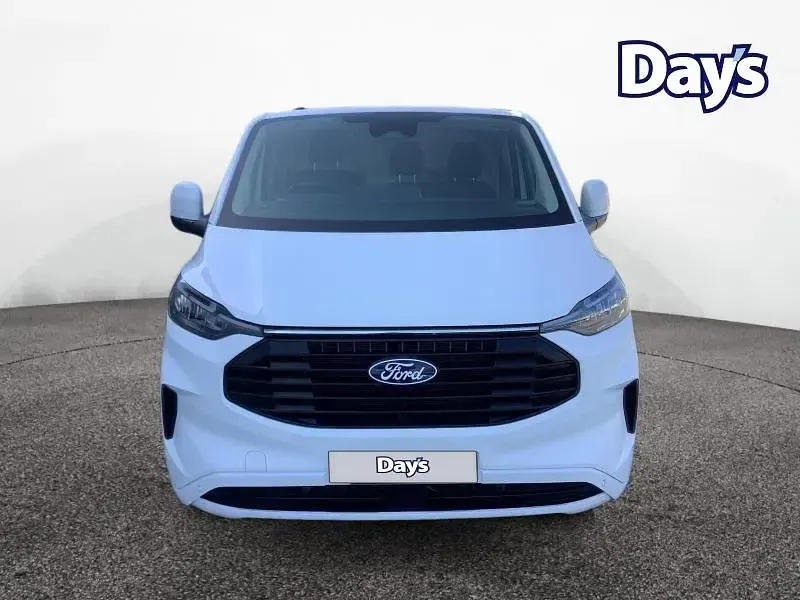 Used Ford Transit Custom Limited 150 HP (110 kW) 2024 White Van