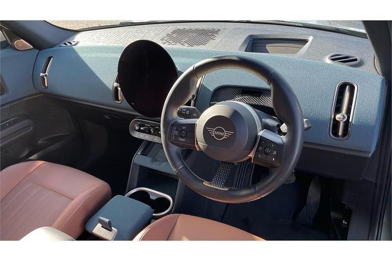 Used Mini Countryman Exclusive 170 HP (125 kW) 2024 Green SUV