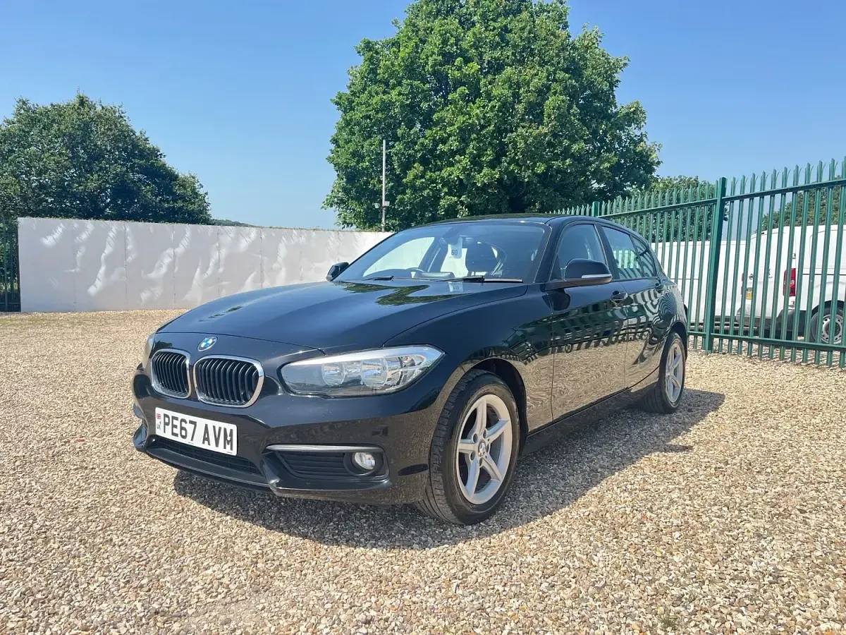 Used BMW 118 Comfort Edition 136 HP (100 kW) 2017 Black Hatchback