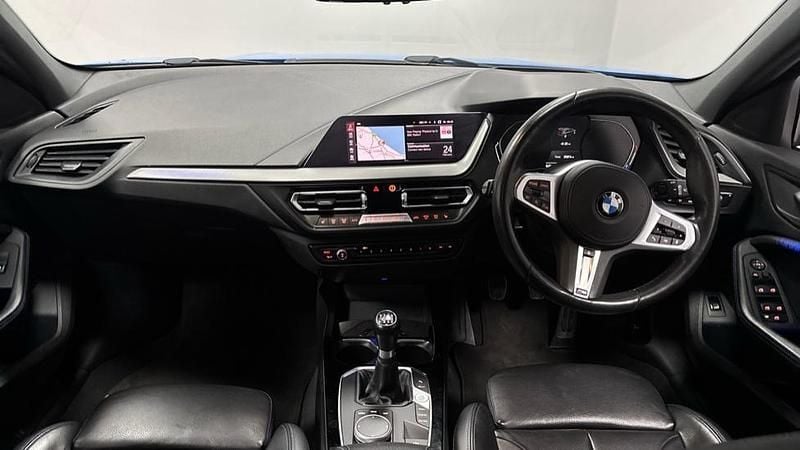 Used BMW 118 M Sport 138 HP (101 kW) 2020 Blue Hatchback