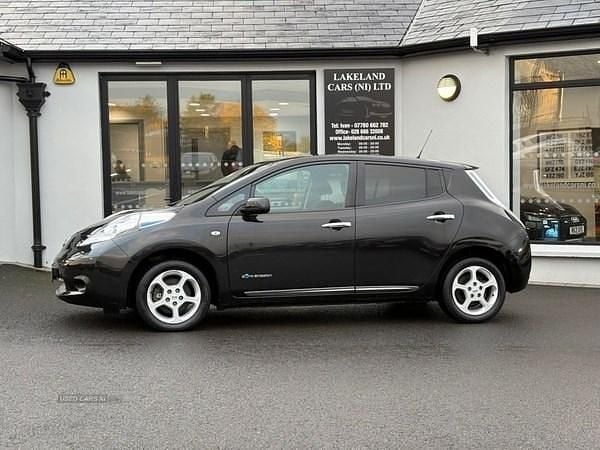 Black Used 2017 Nissan Leaf Acenta Hatchback | £6,495 (A bit pricey) - Image 1/4