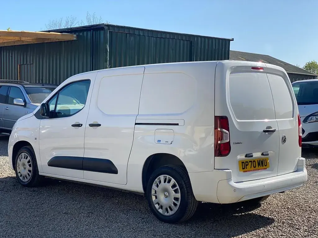 Used Vauxhall Combo Sportive 2020 White MPV