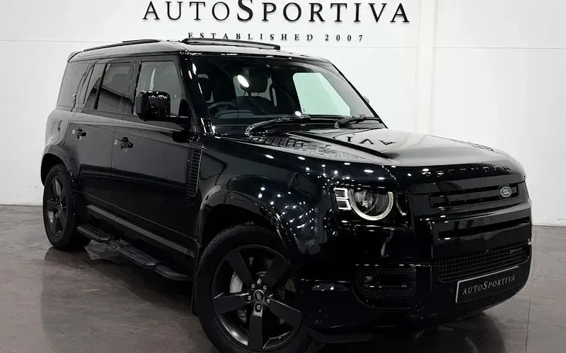 Used Land Rover Defender HSE Dynamic 404 HP (297 kW) 2023 SUV