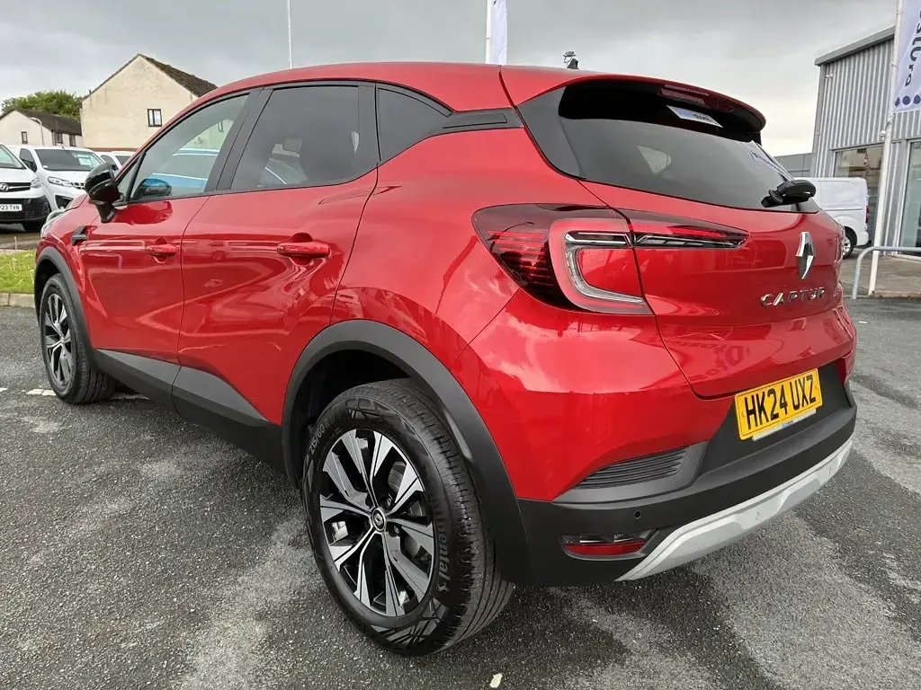 Used Renault Captur Evolution 2024 Red SUV