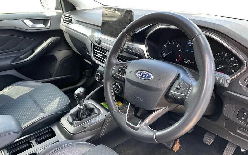 Used Ford Focus Titanium X 125 HP (91 kW) 2019 Grey Hatchback