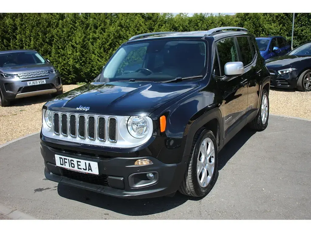 Used Jeep Renegade Limited 120 HP (88 kW) 2016 Solid black SUV