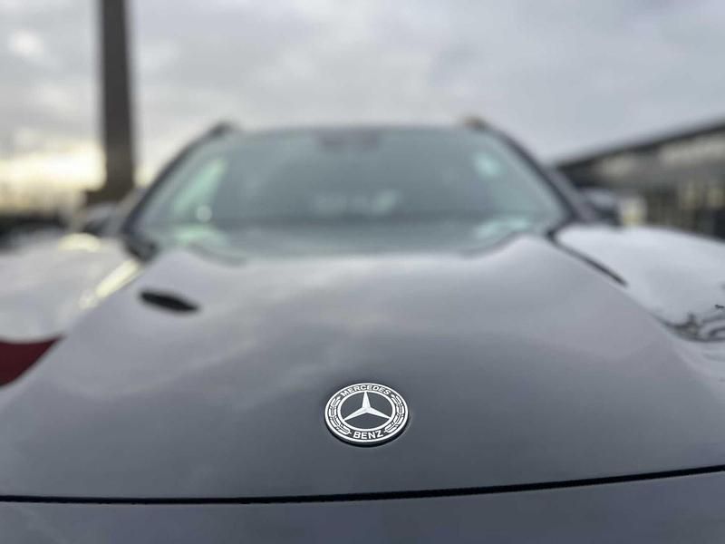 Used Mercedes GLB200 Executive 163 HP (119 kW) 2025 Black SUV