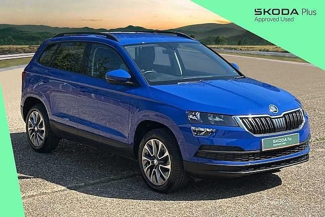Energy blue Used 2021 Skoda Karoq SE Drive SUV | £18,995 (Fair price) - Image 1/4