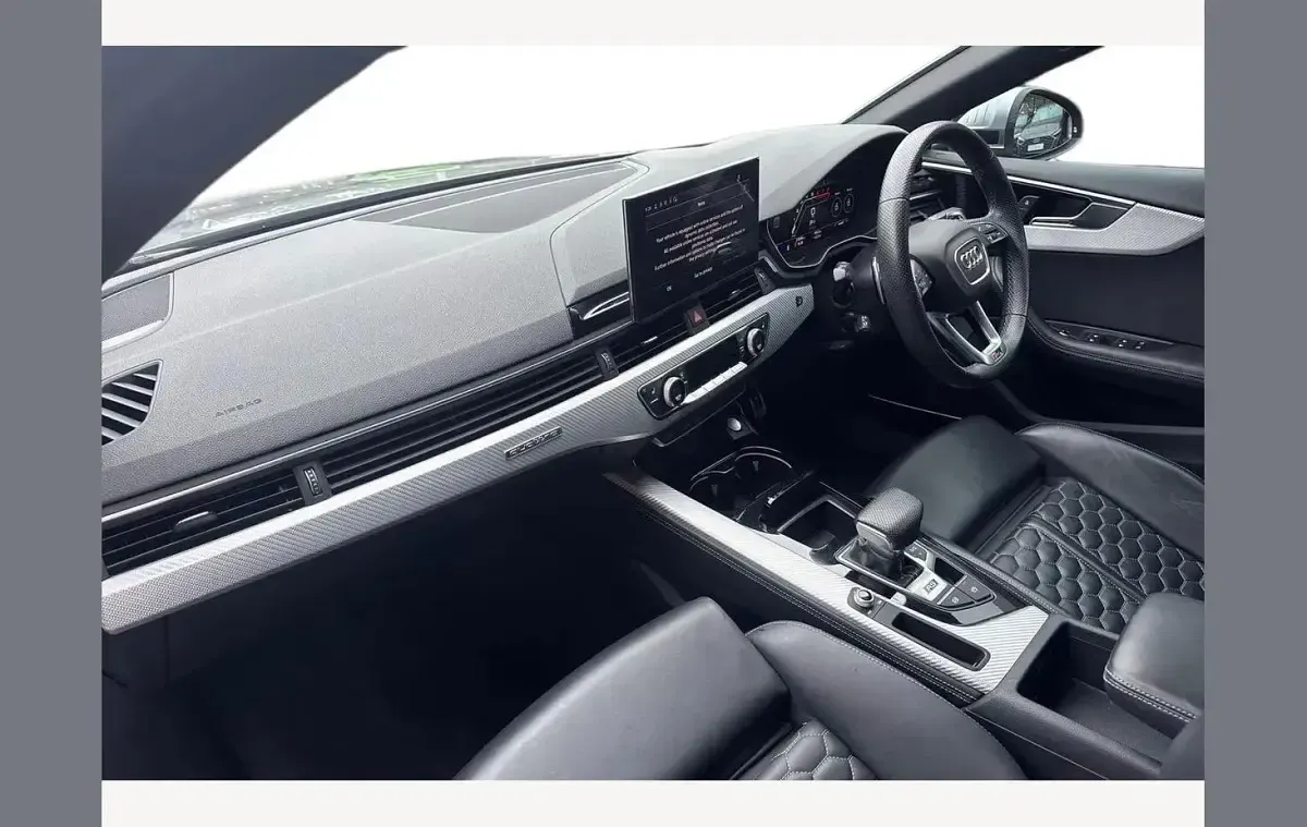 Usado Audi RS5 Design 450 CV (330 kW) 2022 Gris Coupe