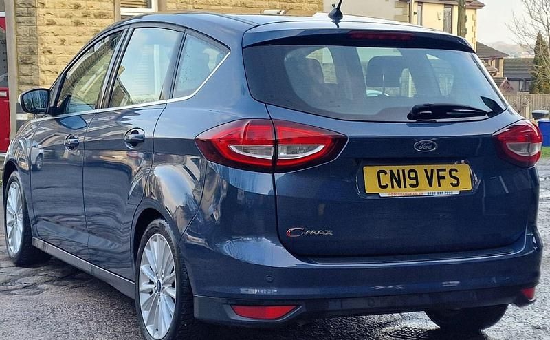 Used Ford C-MAX Titanium 120 HP (88 kW) 2019 Blue MPV