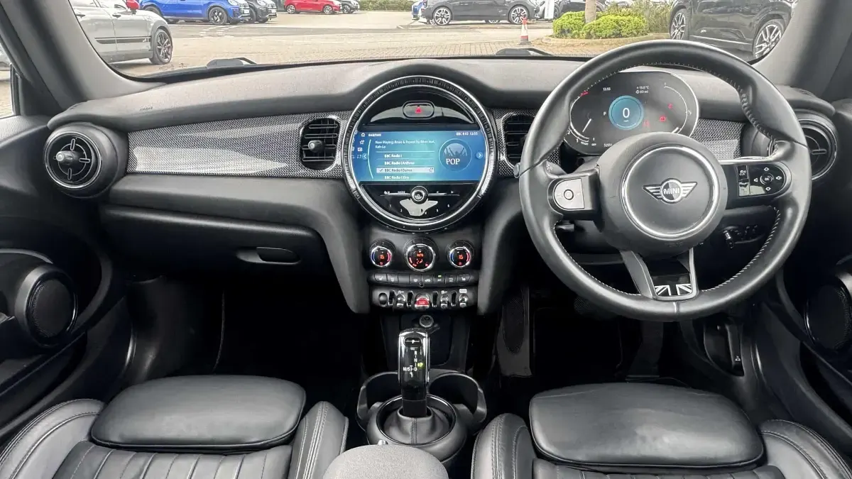 Used Mini Cooper Exclusive 134 HP (98 kW) 2021 Grey Hatchback