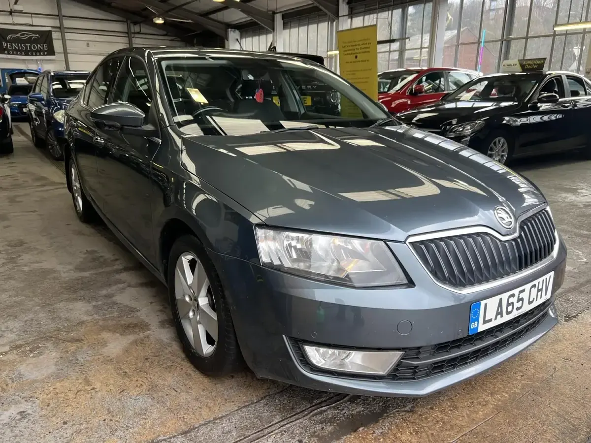 Used Skoda Octavia Business Line 150 HP (110 kW) 2016 Grey Estate